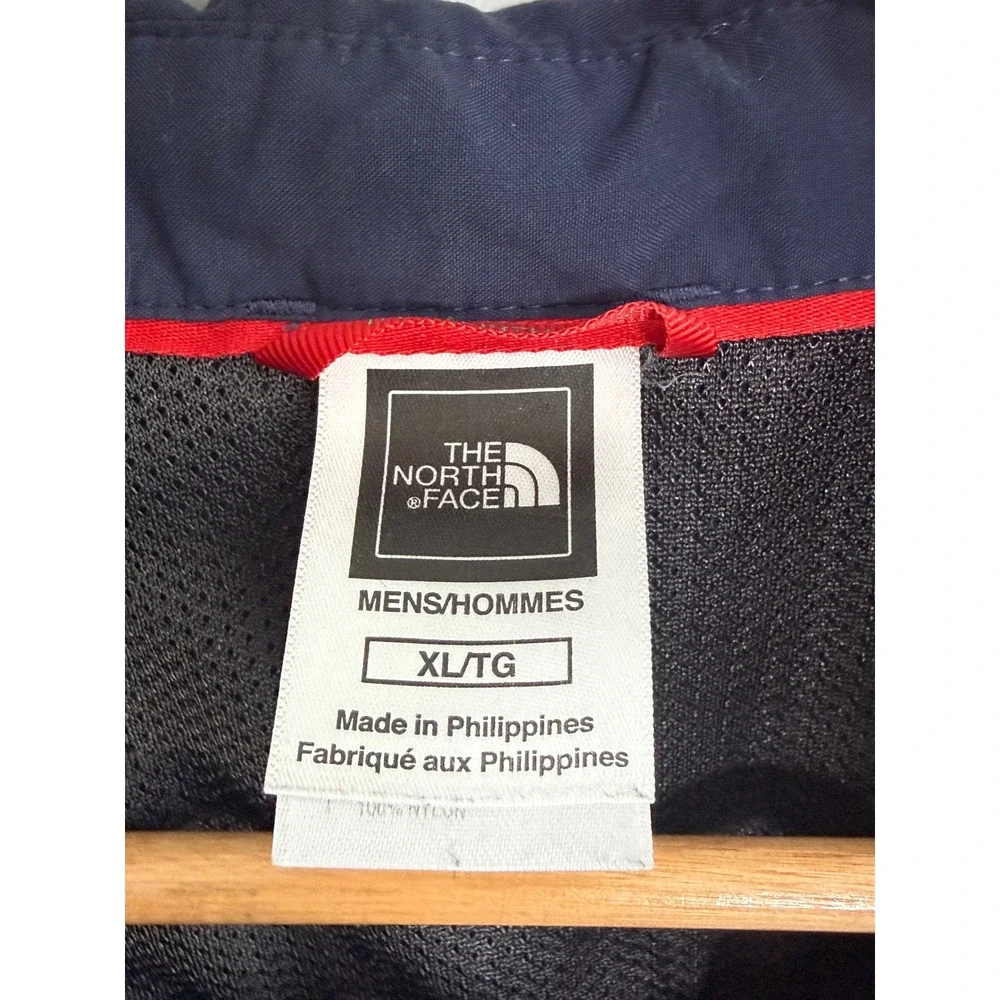 The North Face Mens XL Navy Blue Nylon Hiking Long Sleeve Button Down Shirt